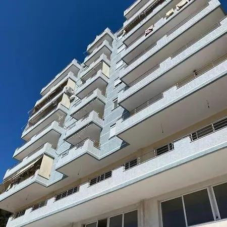 Aaron's * Sarandë