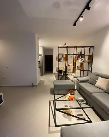 Aaron's Apartment Sarandë
