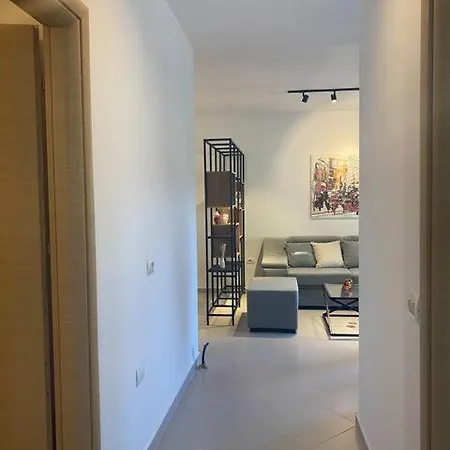 Apartment Aaron's *